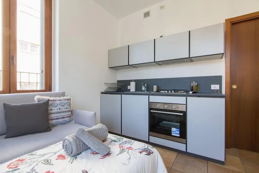 Fabulous Studio In Monza 15 Km To Milan City Centre Appartamento